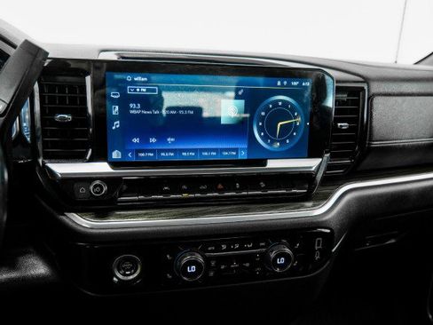 Used 2022 Chevrolet Silverado 1500 LT Trail Boss image 25