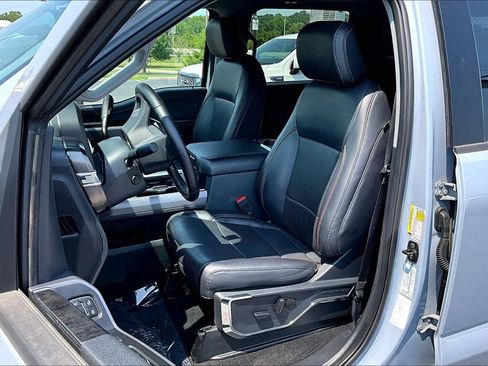 Used 2024 Ford F250 Lariat AWD/4WD image 24