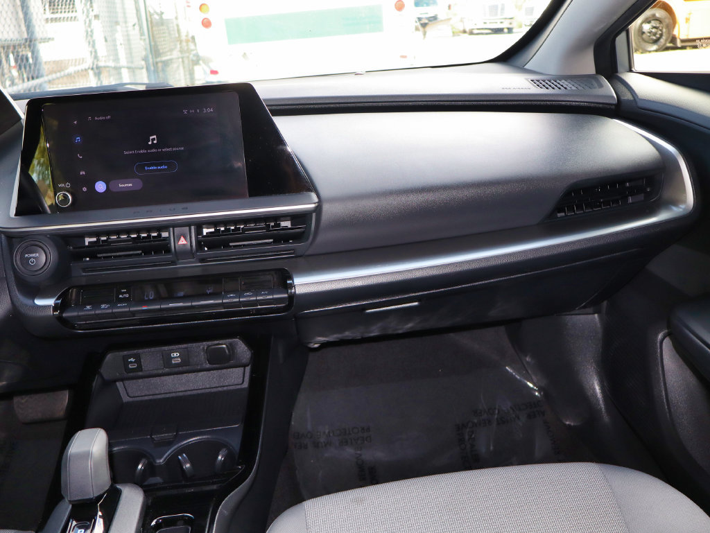 Used 2024 Toyota Prius LE AWD/4WD image 26