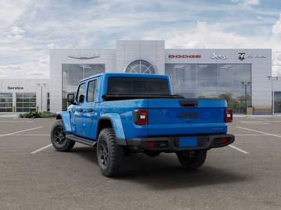 New 2025 Jeep Gladiator High Tide