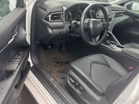 Used 2024 Toyota Camry SE w/ Convenience Package image 7