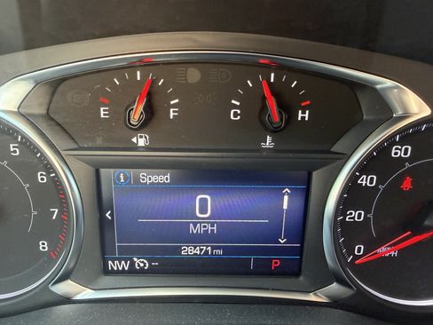 Used 2023 GMC Acadia SLE w/ Elevation Edition FWD image 14
