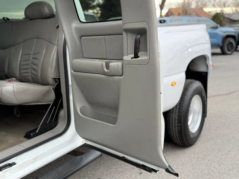 Used 2002 Chevrolet Silverado 3500 LS w/ Electrical Convenience Pkg image 94