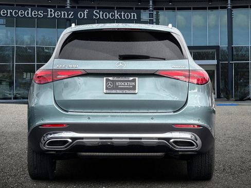 New 2026 Mercedes-Benz GLC 300 4MATIC image 5