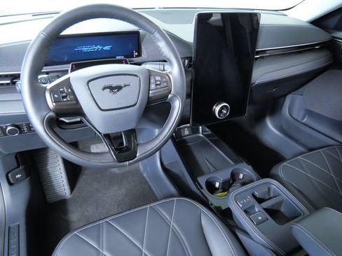Certified 2025 Ford Mustang Mach-E Select w/ Comfort Package Lite AWD/4WD image 3