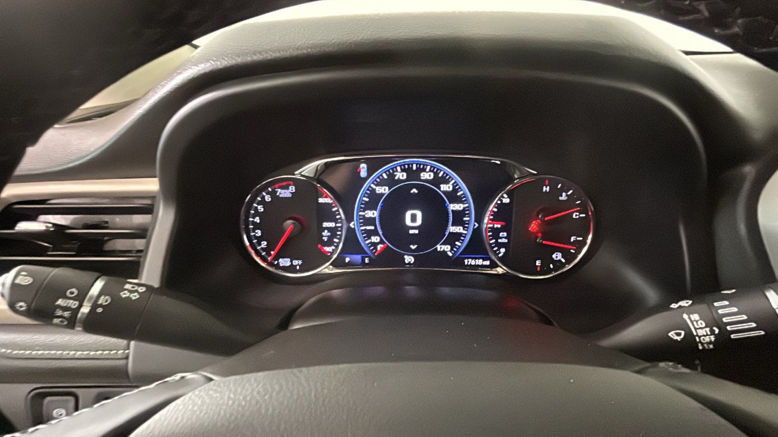 Used 2023 GMC Acadia Denali w/ Denali Technology Package AWD/4WD image 22