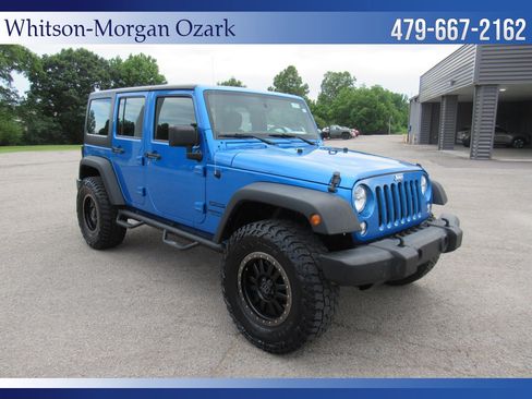 Used 2016 Jeep Wrangler Unlimited Sport w/ Connectivity Group AWD/4WD image 22