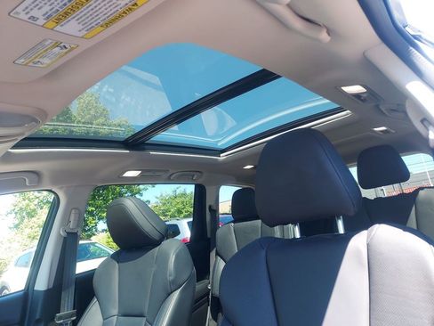 Certified 2025 Subaru Ascent Limited AWD/4WD image 30