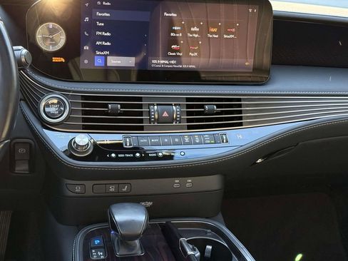 Used 2023 Lexus LS 500 image 22