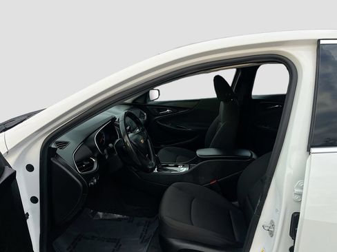 Used 2020 Chevrolet Malibu RS FWD image 20
