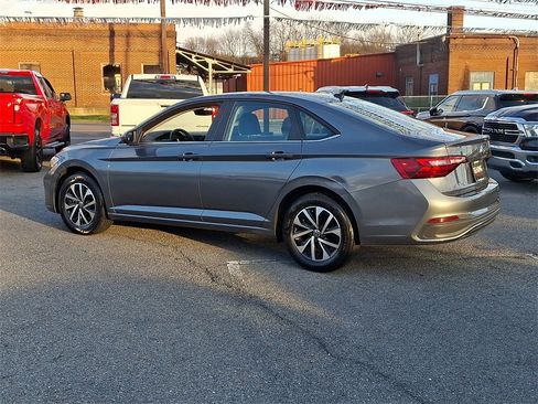 Used 2024 Volkswagen Jetta S image 7