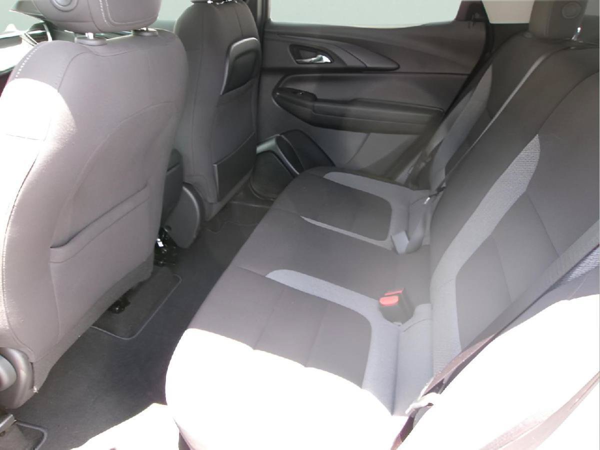 Used 2024 Chevrolet TrailBlazer LT FWD image 9