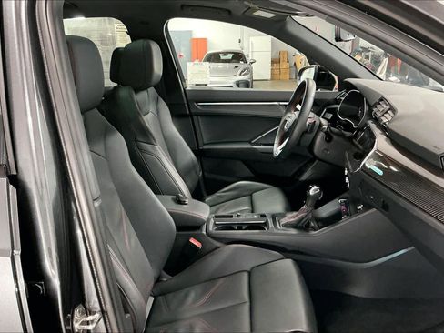 Used 2025 Audi Q3 2.0T Premium Plus w/ Premium Plus Package image 10