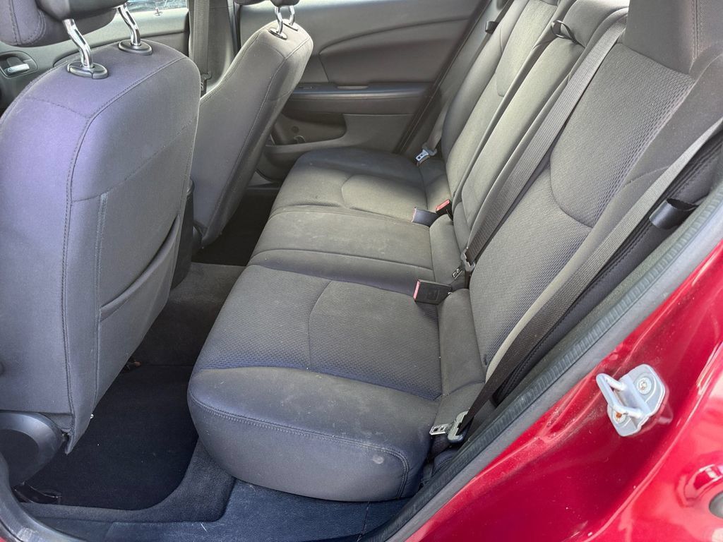 Used 2014 Chrysler 200 Touring FWD image 11