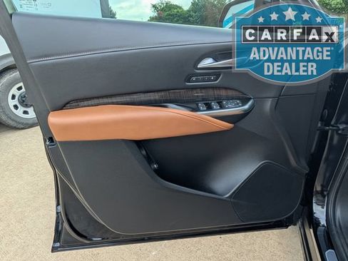 Used 2023 Cadillac XT4 Sport FWD image 16