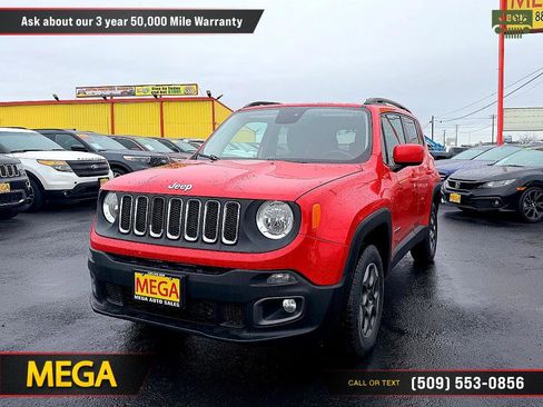 Used 2016 Jeep Renegade Latitude image 3