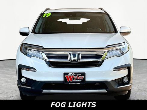 Used 2019 Honda Pilot Touring image 2