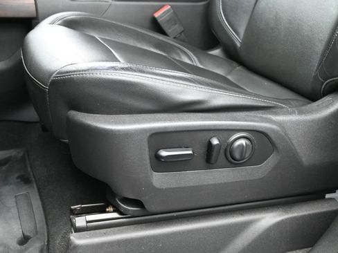 Used 2019 GMC Sierra 1500 SLT w/ SLT Premium Package image 29