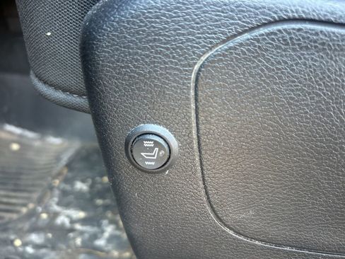 Certified 2019 RAM 1500 Big Horn AWD/4WD image 9