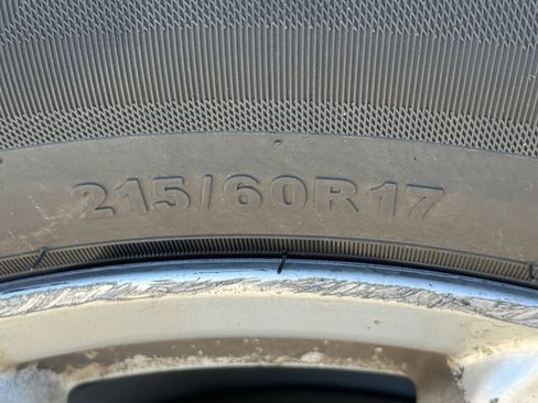 Used 2020 Jeep Renegade Latitude image 10