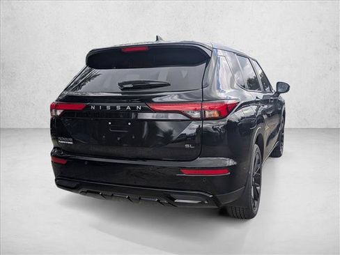 New 2026 Nissan Rogue SL AWD/4WD image 2