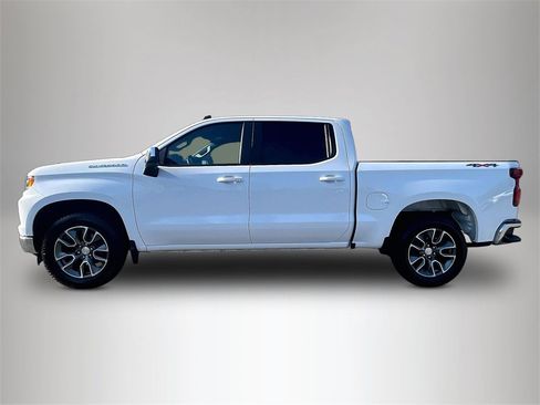 Certified 2022 Chevrolet Silverado 1500 LT image 9