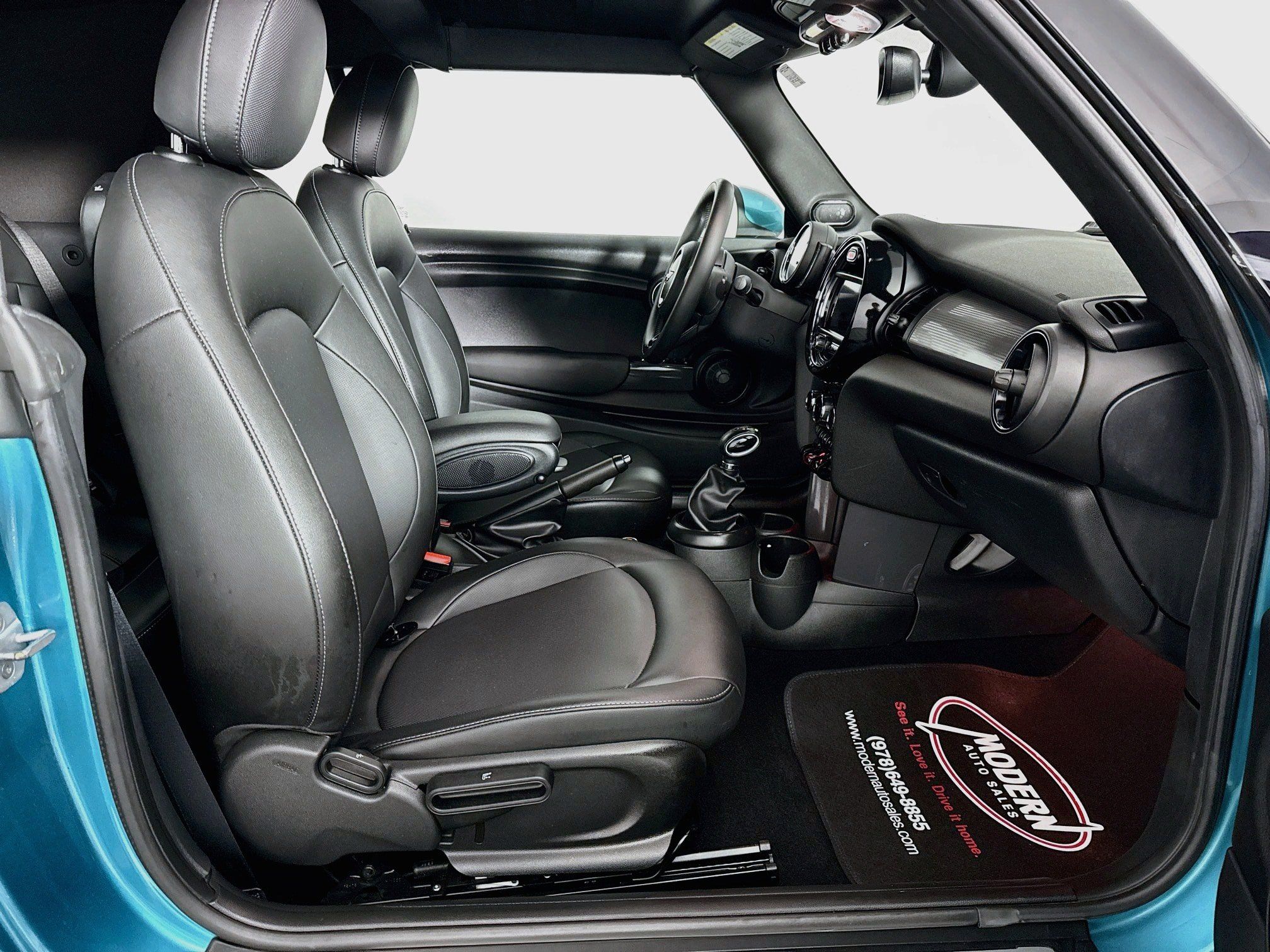 Used 2019 MINI Cooper Convertible w/ Premium Package FWD image 33