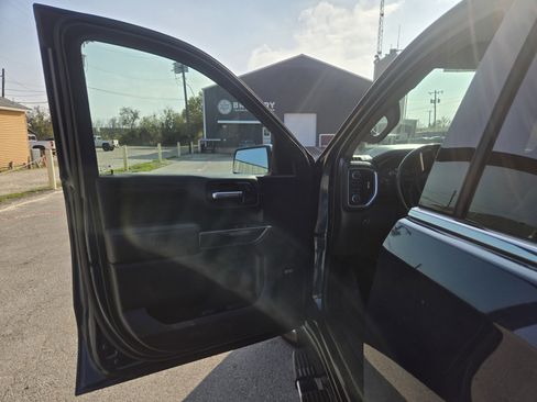 Used 2021 Chevrolet Silverado 1500 LTZ w/ LTZ Premium Texas Edition image 4