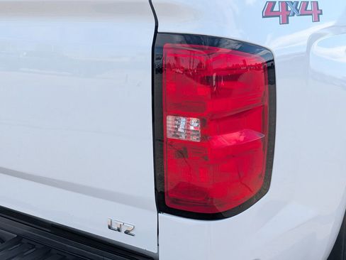 Used 2019 Chevrolet Silverado 2500 LTZ w/ Duramax Plus Package AWD/4WD image 17