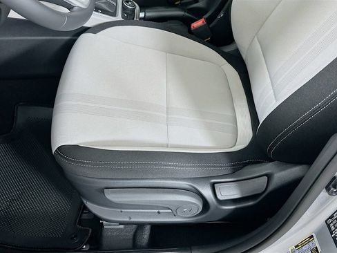 New 2026 Hyundai Venue SEL FWD image 19