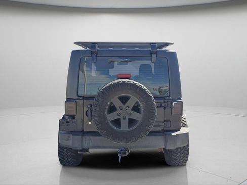 Used 2013 Jeep Wrangler Sport AWD/4WD image 20