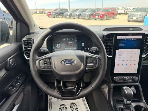 New 2026 Ford Ranger Lariat w/ FX4 Off-Road Package image 15