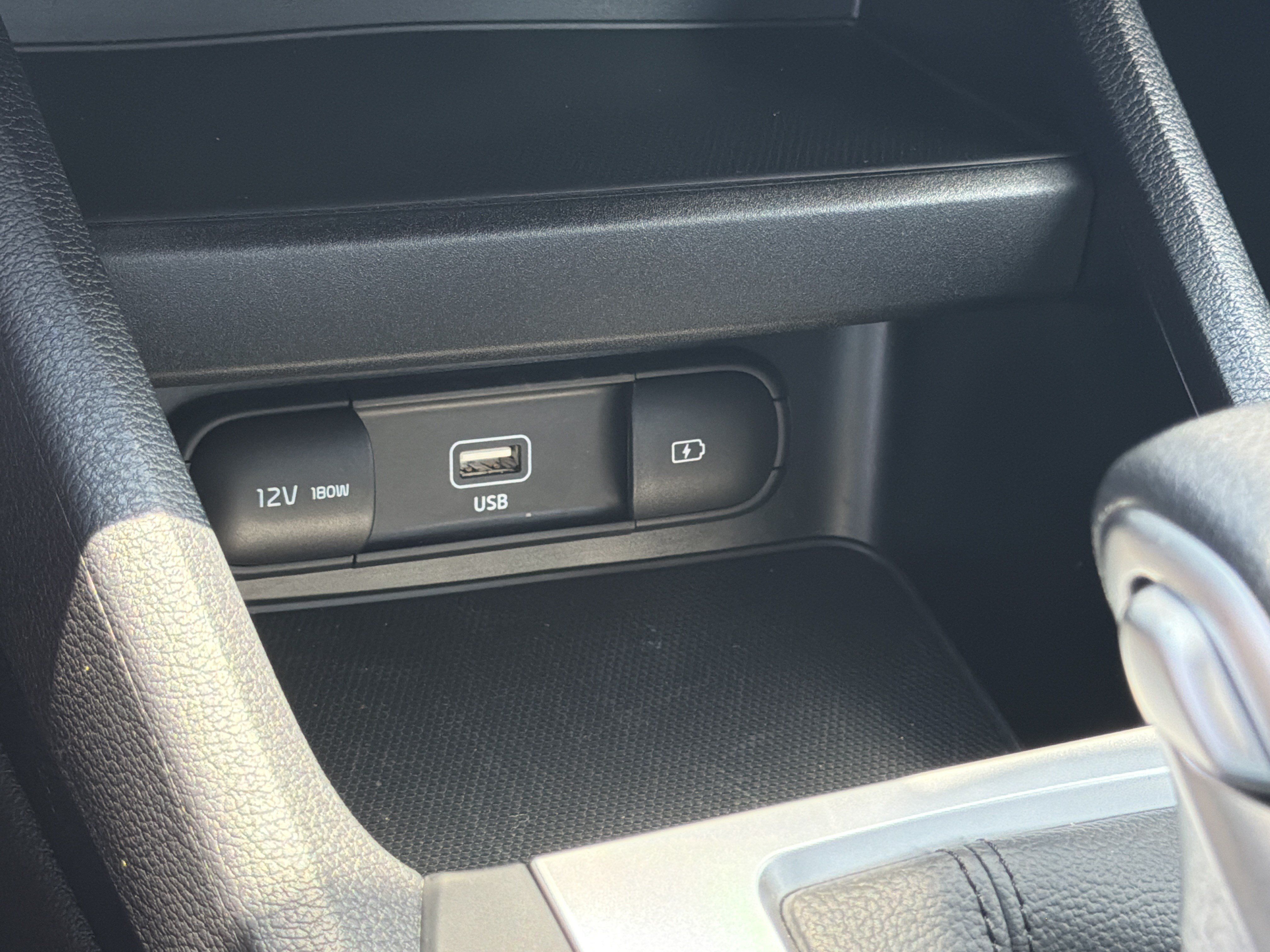 Certified 2024 Kia Forte LXS FWD image 33