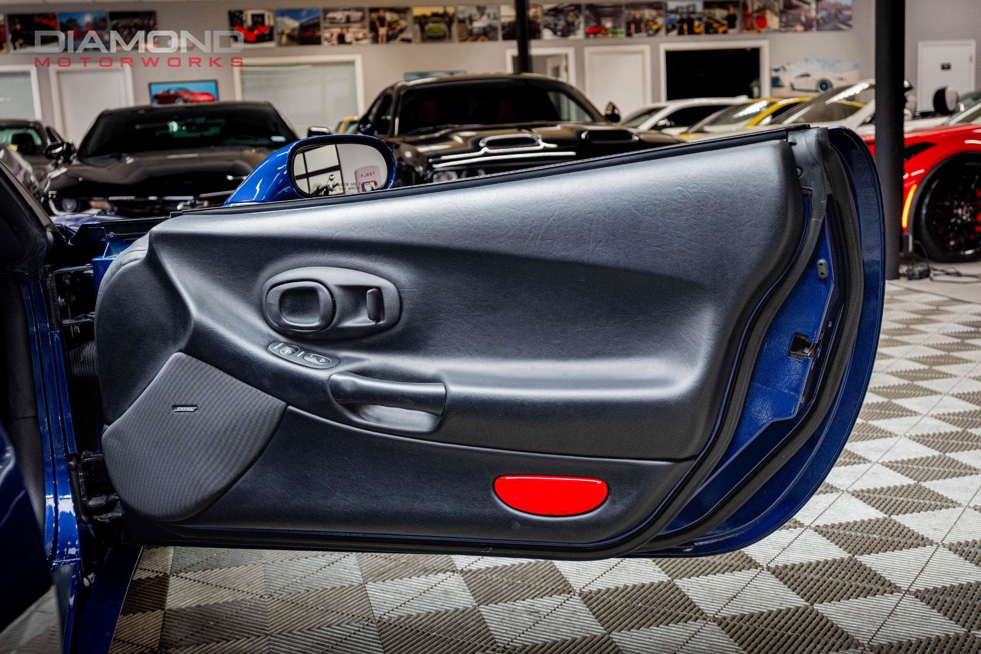 Used 2004 Chevrolet Corvette Z06 w/ Z06 Preferred Equipment Group RWD image 91
