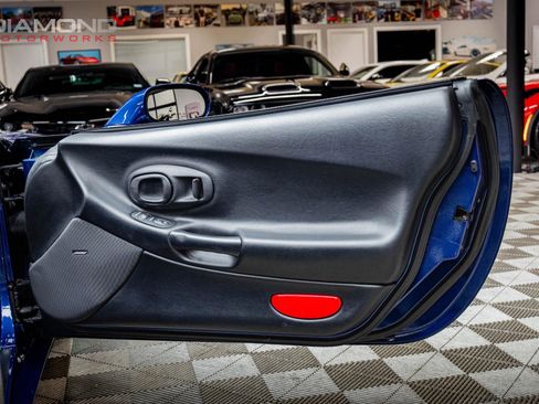 Used 2004 Chevrolet Corvette Z06 w/ Z06 Preferred Equipment Group image 91