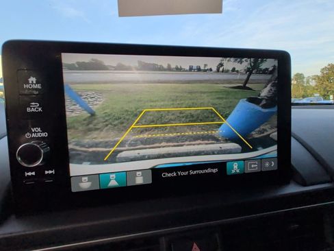 Used 2023 Honda Pilot EX-L image 8