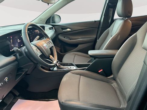 Used 2024 Buick Encore GX Preferred FWD image 22