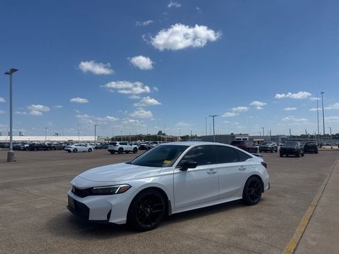 Used 2026 Honda Civic Sport image 9
