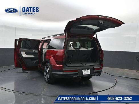 Used 2024 Hyundai Santa Fe Limited AWD/4WD image 63