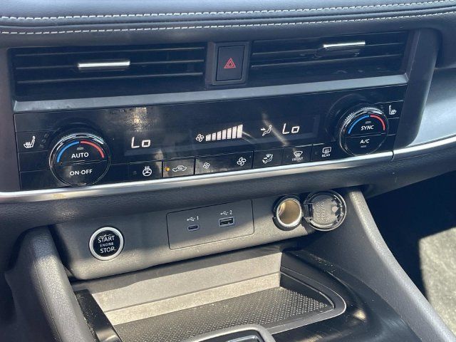 Used 2023 Nissan Rogue SV w/ SV Premium B Package AWD/4WD image 31