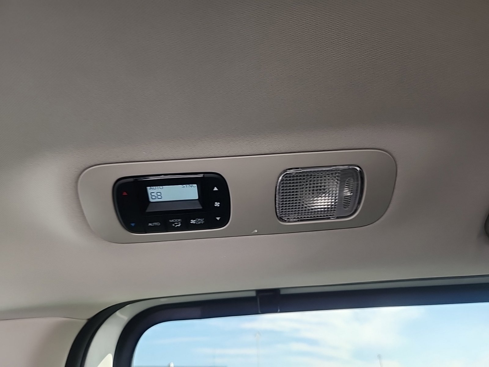 Used 2025 Honda Odyssey Touring image 35