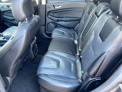 Used 2019 Ford Edge Titanium w/ Equipment Group 301A image 15