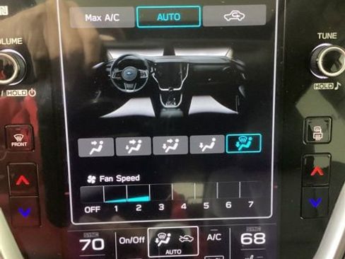 Used 2020 Subaru Outback Limited w/ Popular Package #2 image 17