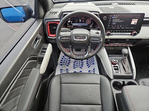 Certified 2024 GMC Canyon AT4X image 11