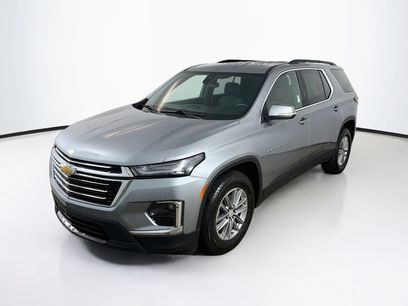 Used 2023 Chevrolet Traverse LT
