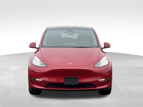 Used 2023 Tesla Model Y Long Range image 2