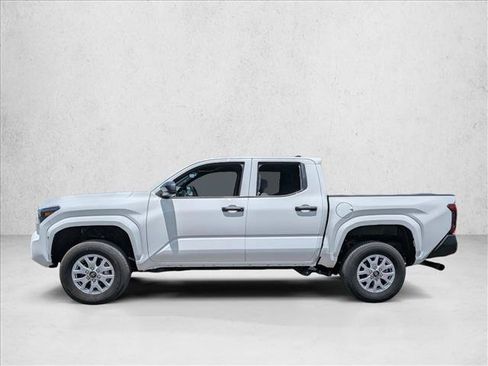 Used 2024 Toyota Tacoma SR AWD/4WD image 2