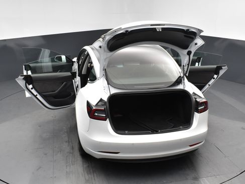 Used 2019 Tesla Model 3 Long Range image 24