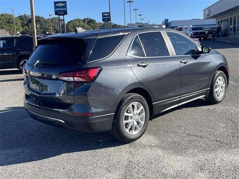 Certified 2022 Chevrolet Equinox LT image 3