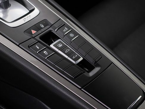 Used 2019 Porsche 911 Carrera S RWD image 26